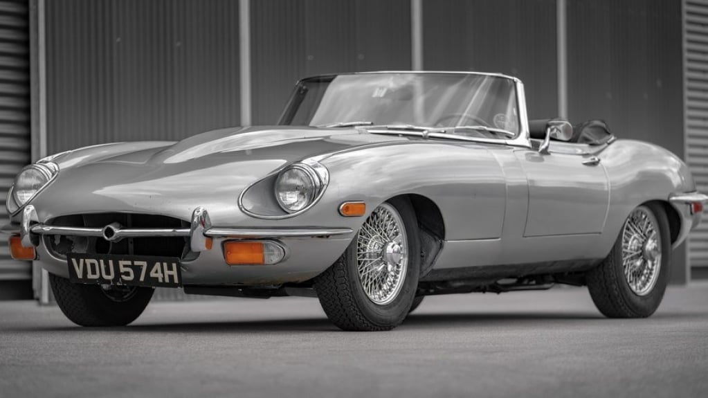 Jaguar E-Type 1970 de Steve McQueen será leiloado