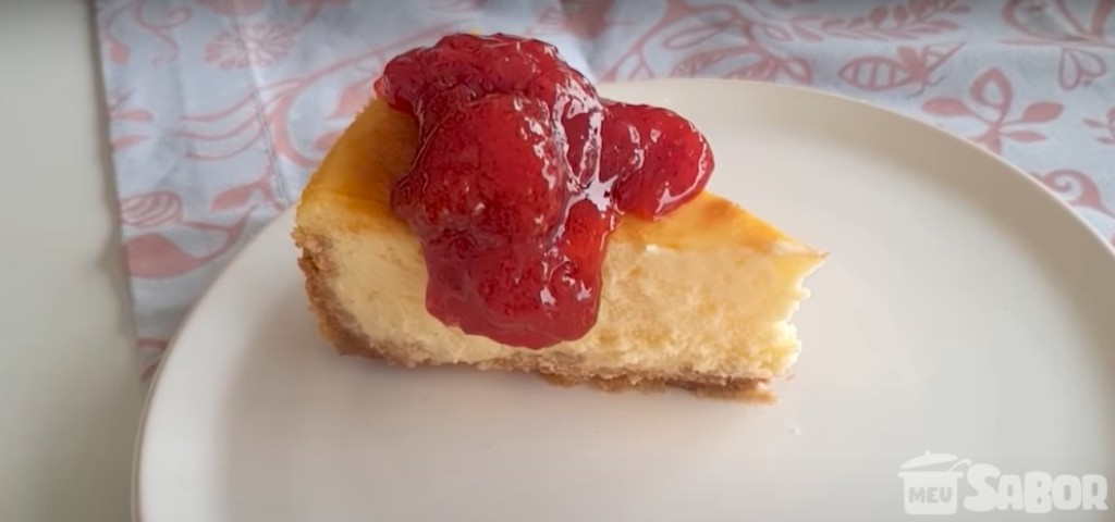 Um bolo sensacional e muito saboroso Cheesecake com Goiabada