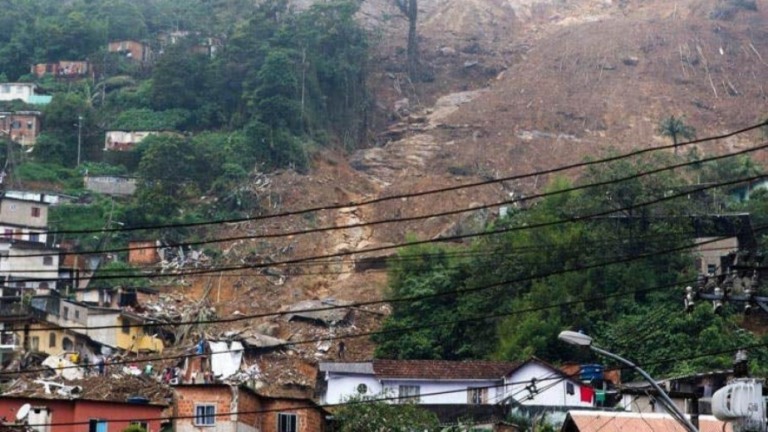 Petrópolis divulga alerta sobre fake news após atingir 136 mortes