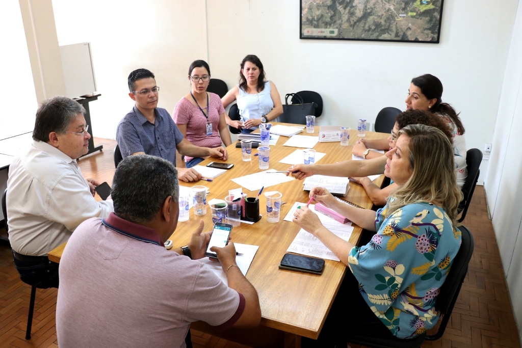 Reunião definiu cronograma de entrega das cestas