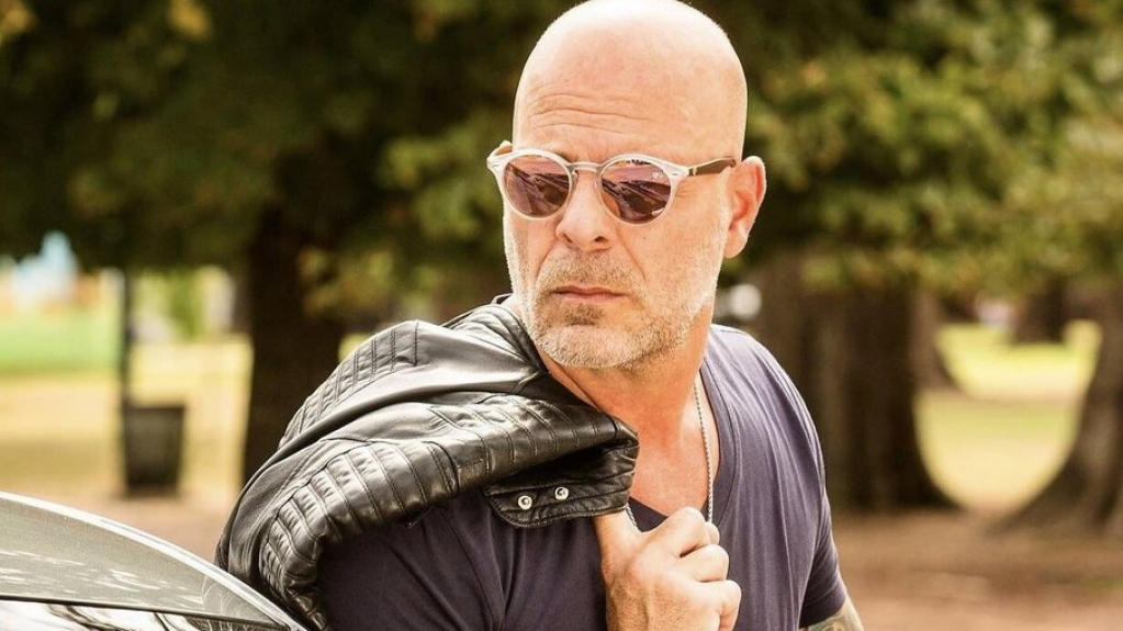 Bruce Willis retorna à local de gravação de 'Duro de Matar'