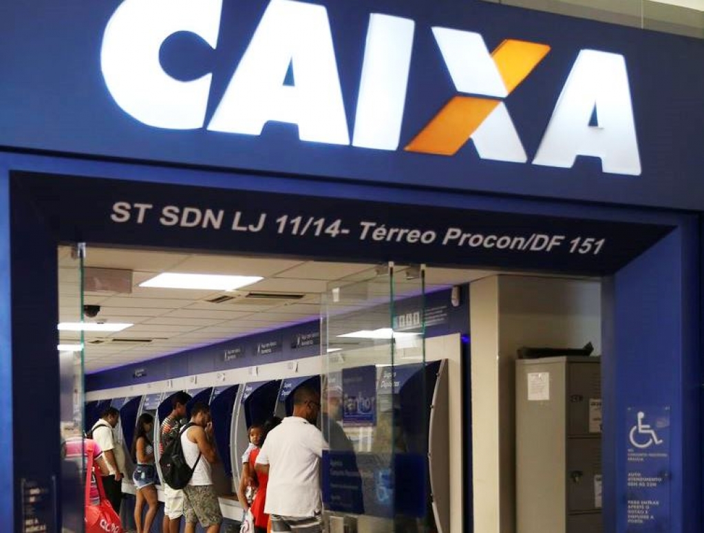 Caixa lança nova fase de demissão voluntária em meio a lucro recorde