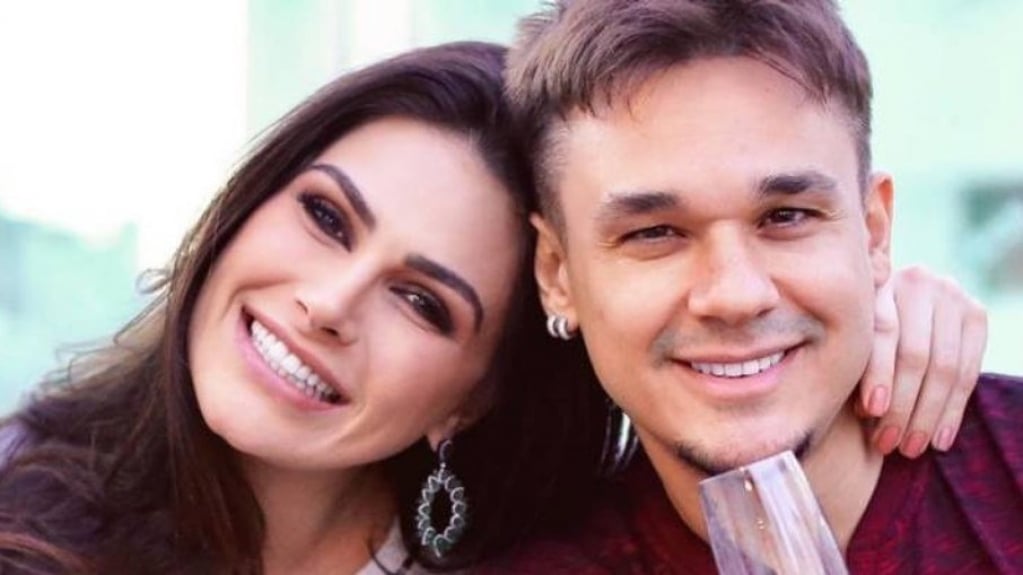 Esposa de Leandro, do KLB, mostra que conquistou crush de adolescência Esposa de Leandro, do KLB, mostra que conquistou crush de adolescência