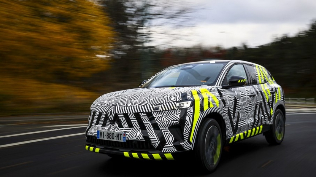 Renault revela o Austral, SUV que estreará tecnologias eletrificadas