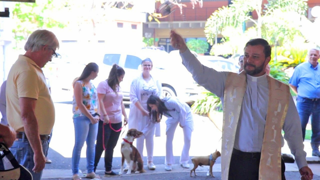 Unimar realiza tradicional benção aos animais