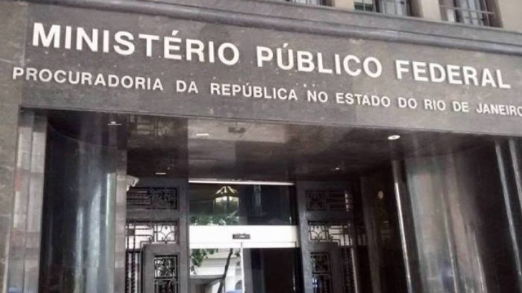 MPF investiga Ministério da Economia por entrega de dados a bancos MPF investiga Ministério da Economia por entrega de dados a bancos