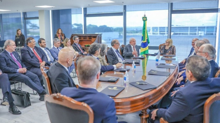 Lula se reúne com Rosa Weber e Alexandre de Moraes em Brasília