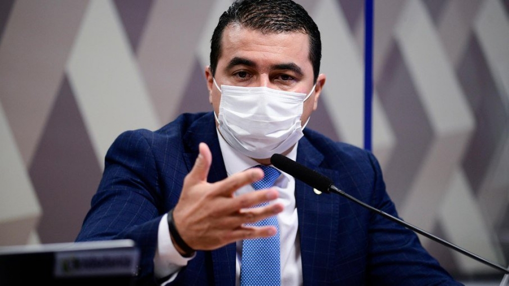 Ajudante de ordens diz à PF que intermediou reunião entre Bolsonaro e Miranda Ajudante de ordens diz à PF que intermediou reunião entre Bolsonaro e Miranda