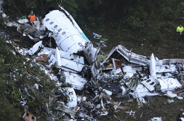 Áudio – “Falha total”, avião estava em pane sem combustível