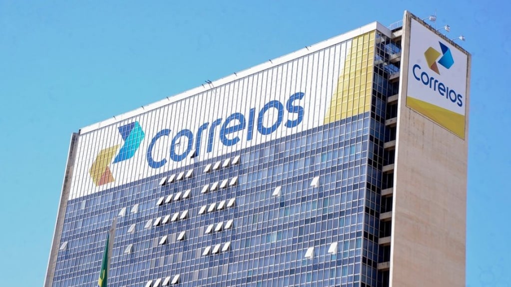 Correios: Lira promete votar quebra de monopólio da estatal em julho