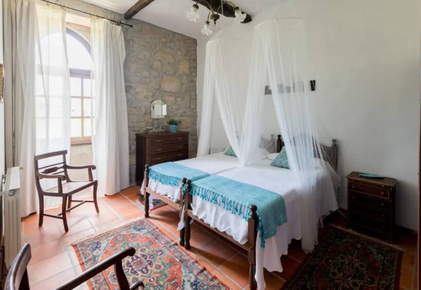 Quartos do castelo. Foto: Airbnb/reprodução