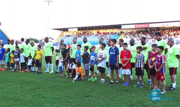 Futebol, estrelas e Amor de Criança, um sucesso