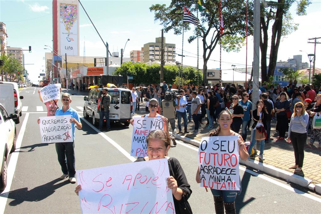 Servidores ganham mais uma no STF para receber reajuste retroativo