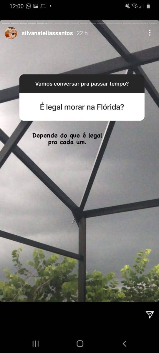 Mãe de Larissa Manoela respondendo seguidores de mal humor. Foto: Reprodução/Instagram