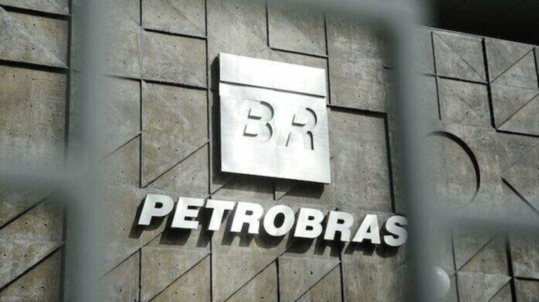 Em meio à campanha, Petrobras reforça previsão por deflação em agosto