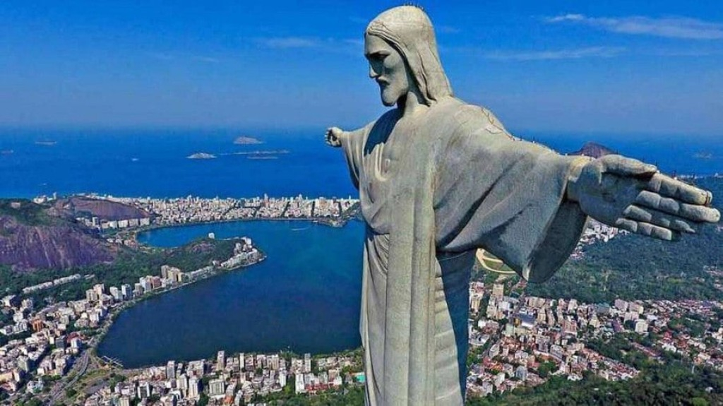 Mercado de Turismo brasileiro fatura R$ 17,6 bilhões em agosto Mercado de Turismo brasileiro fatura R$ 17,6 bilhões em agosto