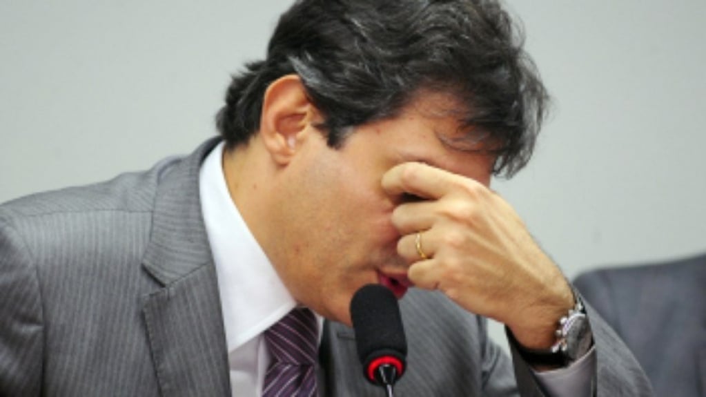 Haddad suspende atividades da pré-campanha após problema renal