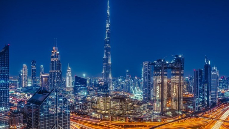 Conhecer Dubai gastando menos? Veja como é possível
