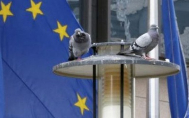 Ações da Europa renovaram as quedas