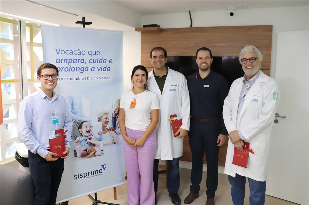 Profissionais do Hospital Beneficente Unimar recebem homenagem especial pelo  Dia do Médico