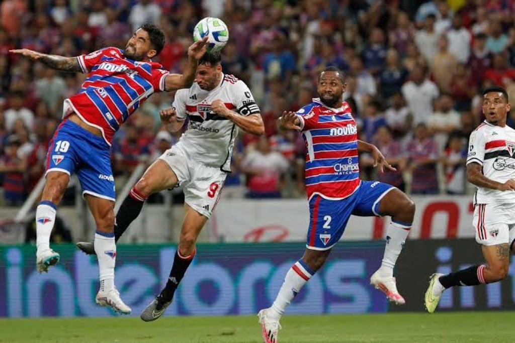 Fortaleza surpreende e vence São Paulo por 2 a 1 no Morumbi pelo Brasileirão