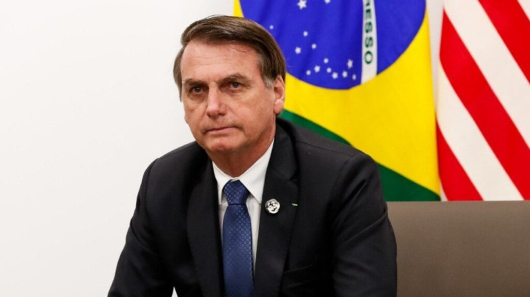 TCU irá investigar gastos de Bolsonaro no cartão corporativo