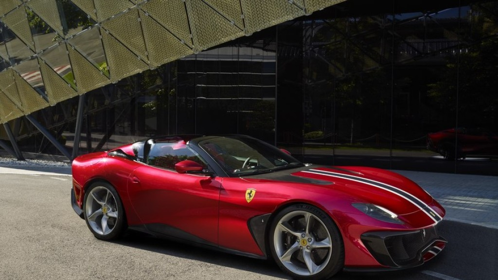 Ferrari apresenta o seu novo e único modelo superesportivo SP51