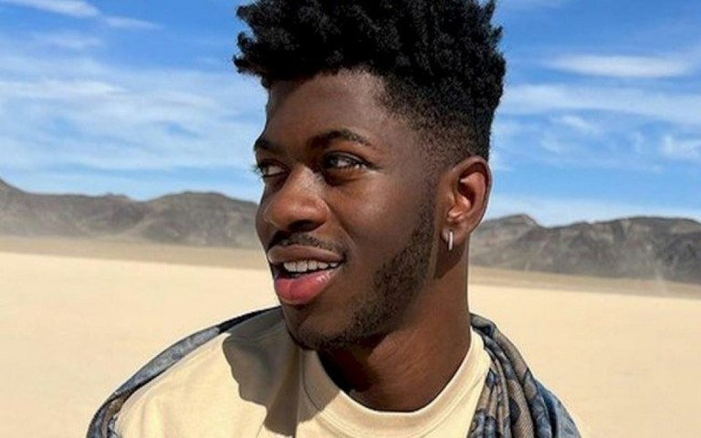 Lil Nas X crítica BET Awards por não receber indicações