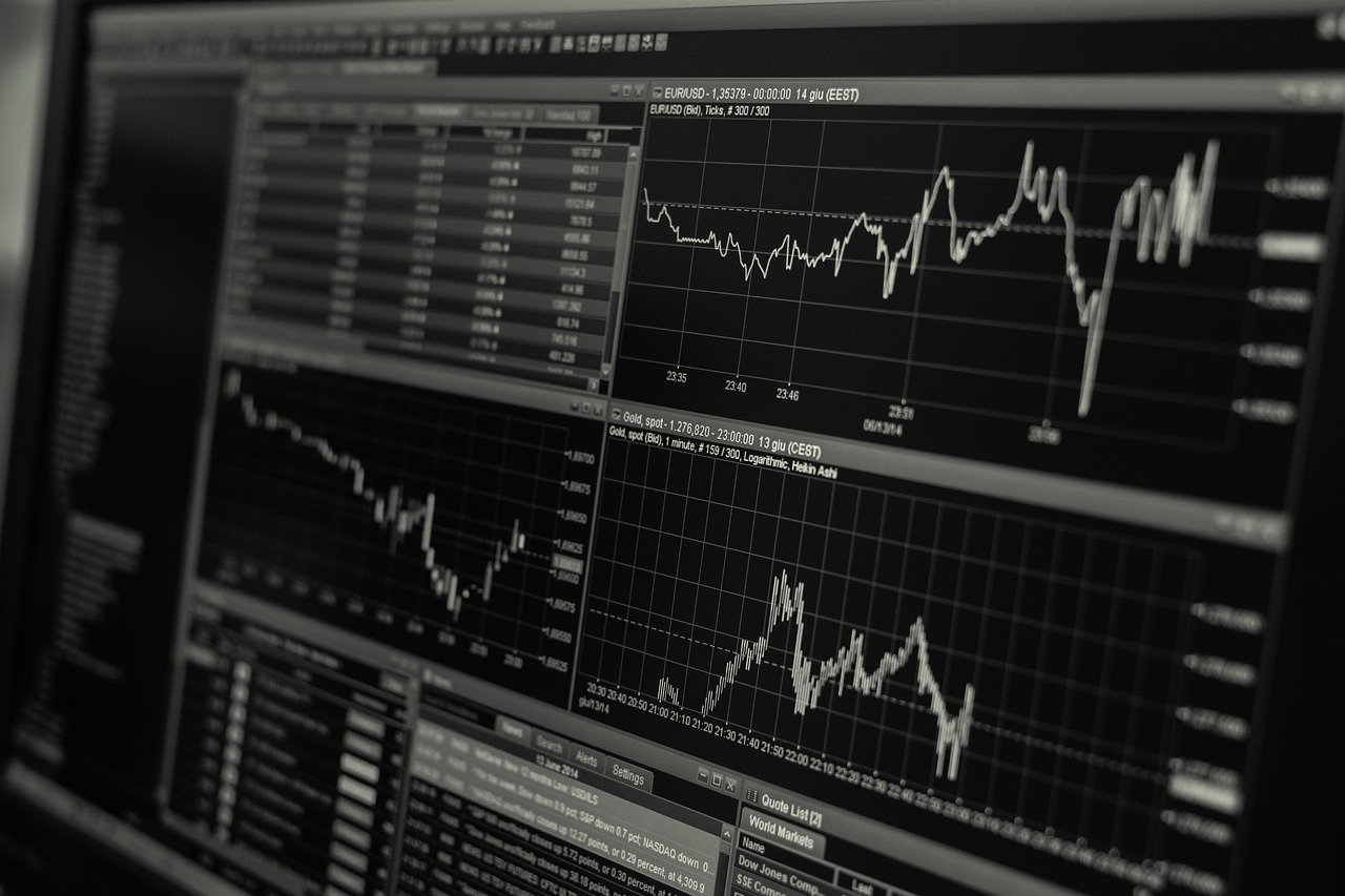 Marfrig (MRFG3) anuncia R$141,09 mi em dividendos; Petrobras (PETR4) reformula site de RI