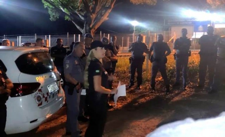Operação prende acusados de queimar viatura da policia em Álvaro de Carvalho