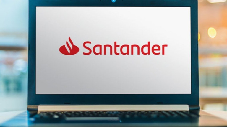 Procon-RJ notifica Santander por falhas no aplicativo