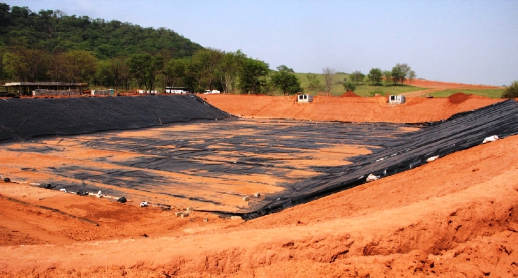 TCU manda Daniel anular licitação para obras do esgoto