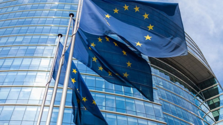 Guerra da Ucrânia: UE adota 8º pacote de sanções contra Rússia