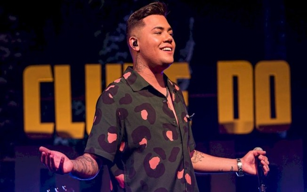 Felipe Araújo se une à Turma do Pagode na inédita "B.O." Felipe Araújo se une à Turma do Pagode na inédita "B.O."