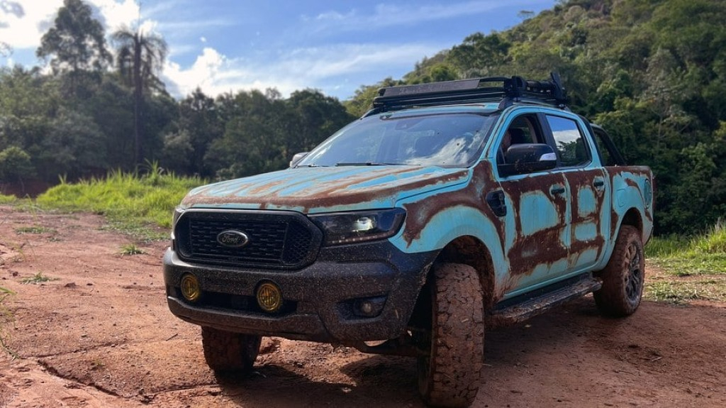 Ford apresenta Ranger customizada na competição off-road Swank Rally