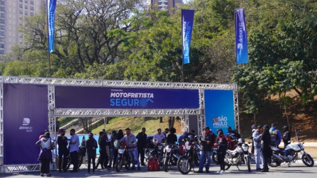 Detran-SP promove curso online de qualificação de motofretista