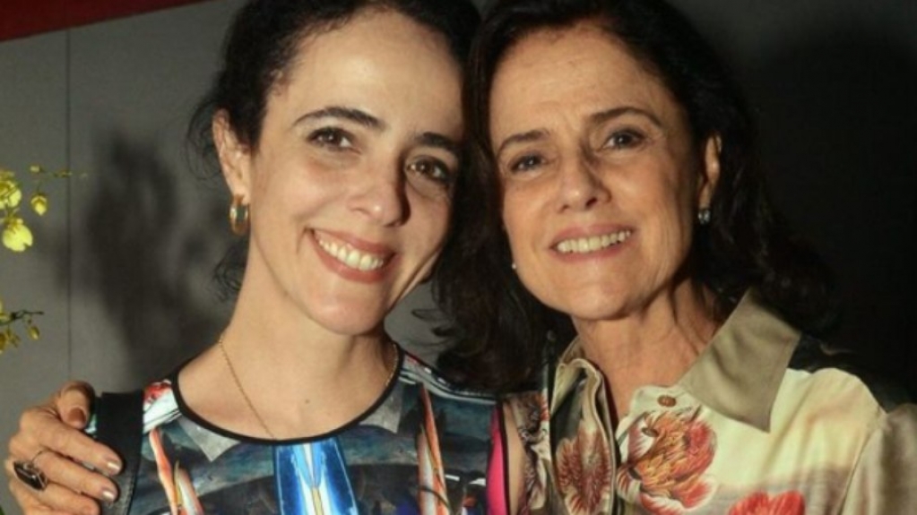 Filha de Marieta Severo e Chico Buarque revela dificuldade financeira como atriz