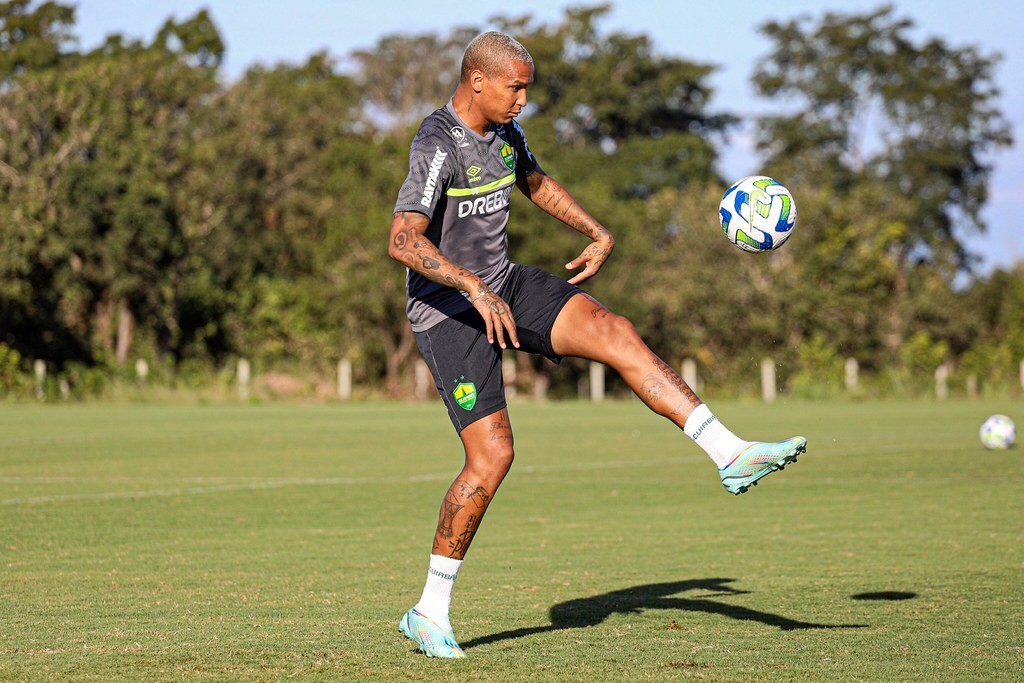 Cuiabá encara o Fluminense neste sábado na Arena Pantanal