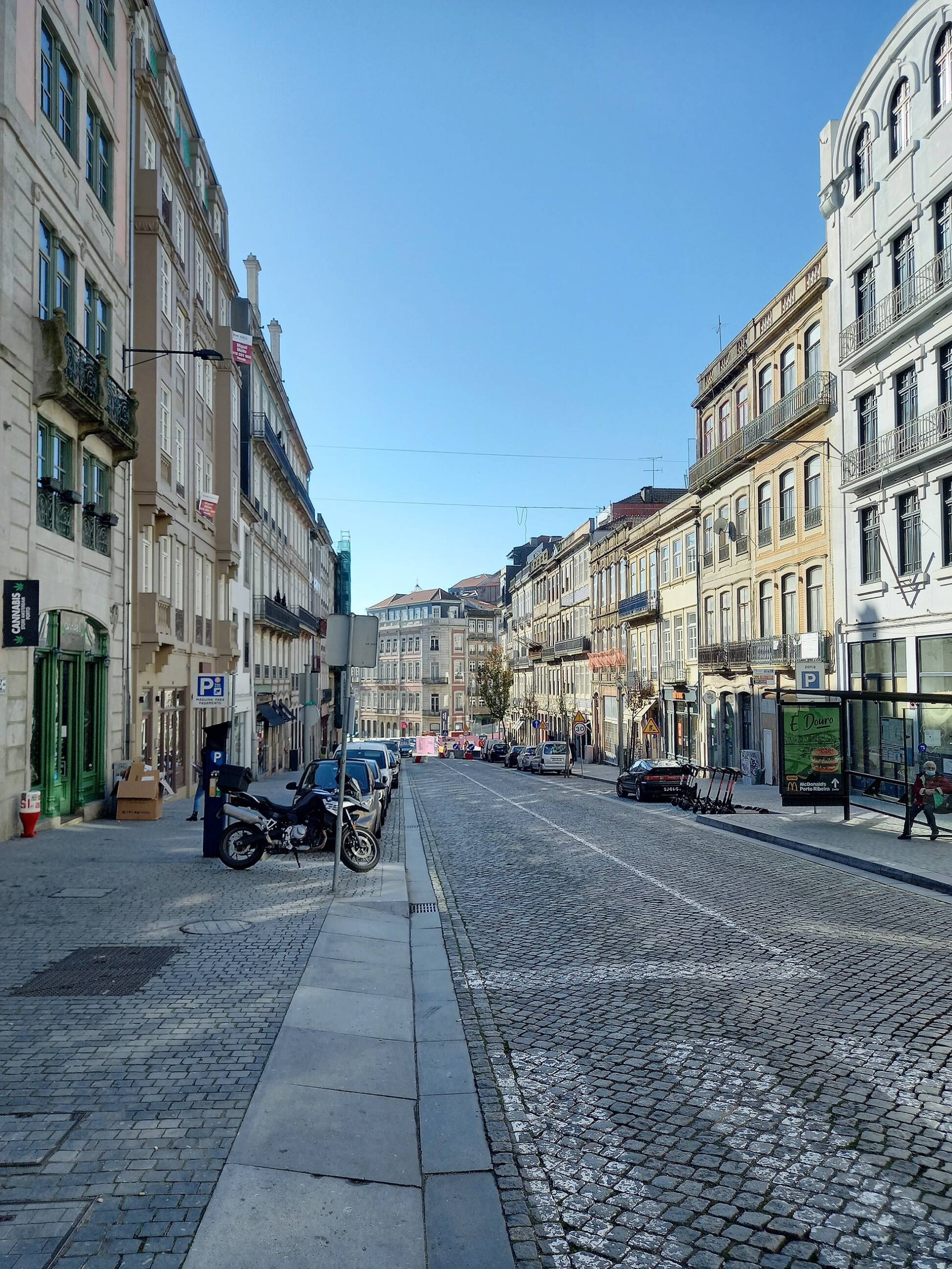 Ruas do centro histórico de Porto, em Portugal. Foto: Camila Cetrone