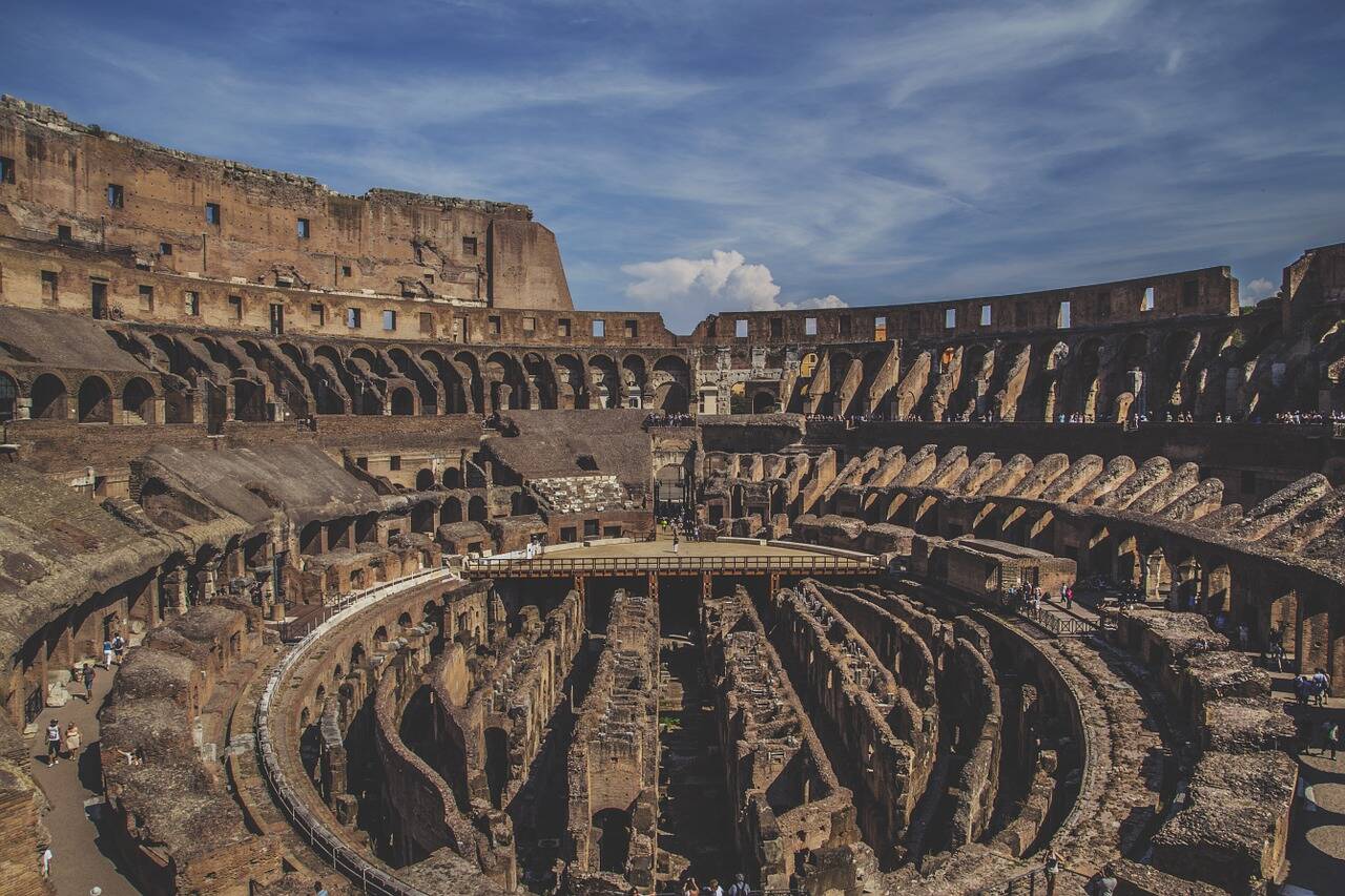 Interior do Coliseu. Foto: Ichigo121212/Pixabay