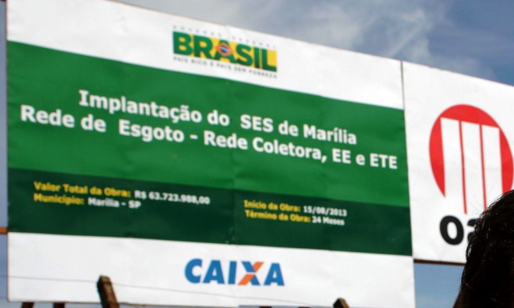 Atrasos na obra e calotes - Empresa cobra divida de obra do Esgoto