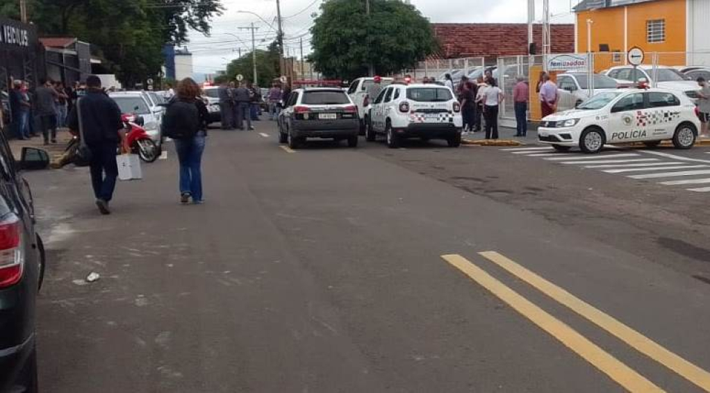 Fotos - Polícia identifica vítima e detalhes sobre execução em Marília