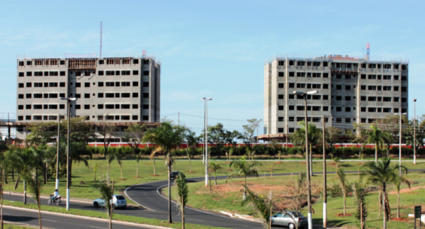 Residencial Vitta Esmeralda já se destaca na entrada de Marília, avistado da rodovia – Divulgação