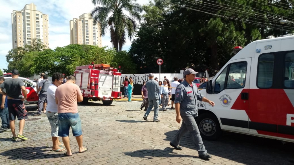 Ataque em escola tem dez mortos; atiradores e vítimas identificados