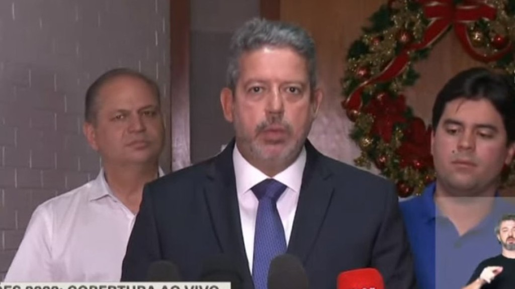 Arthur Lira detona violência praticada por bolsonaristas em BrasÃlia Arthur Lira detona violência praticada por bolsonaristas em BrasÃlia