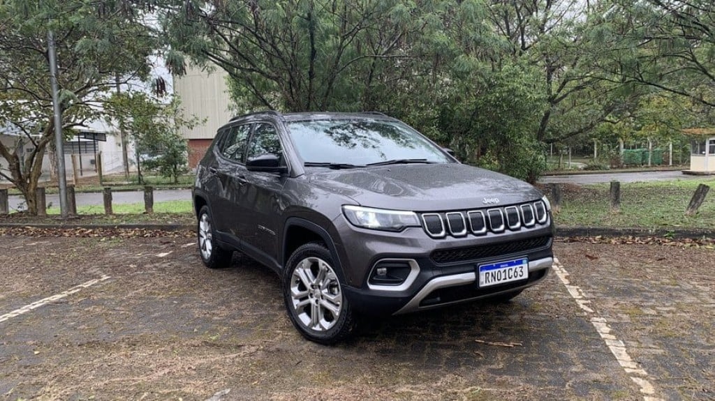 Jeep Compass ultrapassa 400 mil unidades produzidas no Brasil