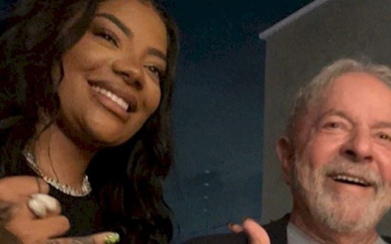 Ludmilla sobre foto com Lula: "Neutro é Shampoo"