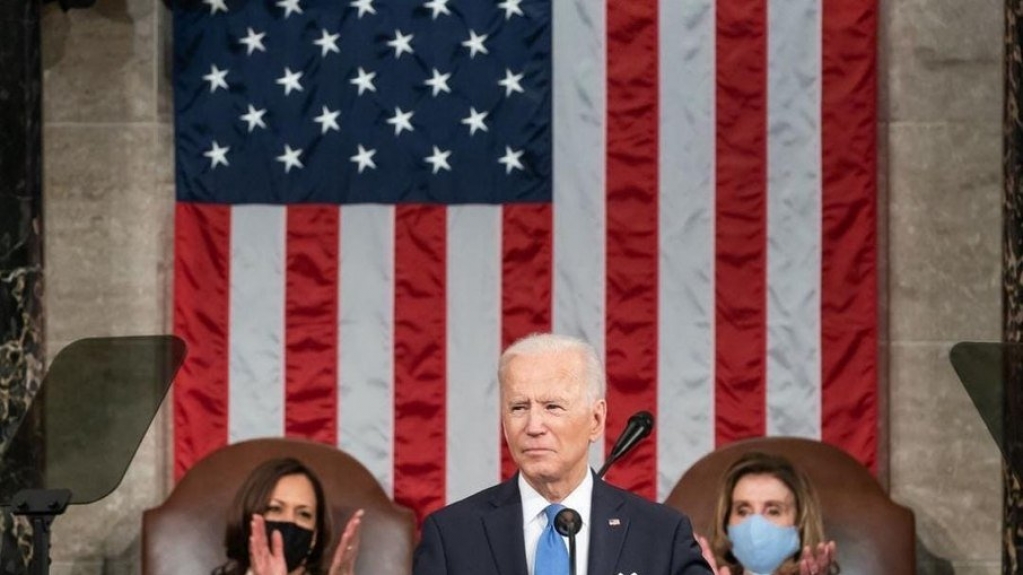 Biden impõe novas sanções à Rússia, agora no setor de energia Biden impõe novas sanções à Rússia, agora no setor de energia