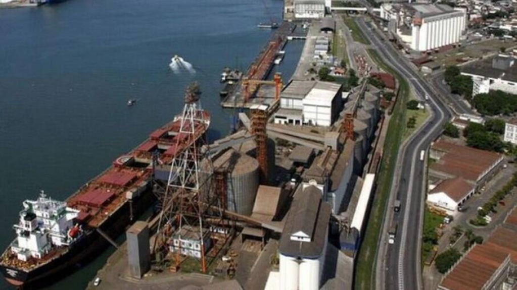 Governo quer privatizar Porto de Santos ainda neste ano, diz ministro Governo quer privatizar Porto de Santos ainda neste ano, diz ministro