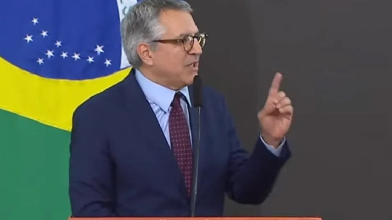 Padilha diz que Moro 'passou pano' para atos bolsonaristas no DF